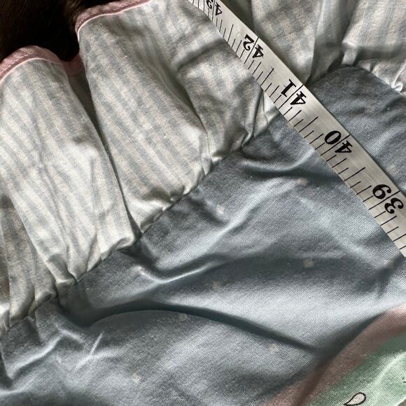 Vintage Noah's Ark Crib Quilt - Blue, Ruffle Trim - Picture 3 of 7